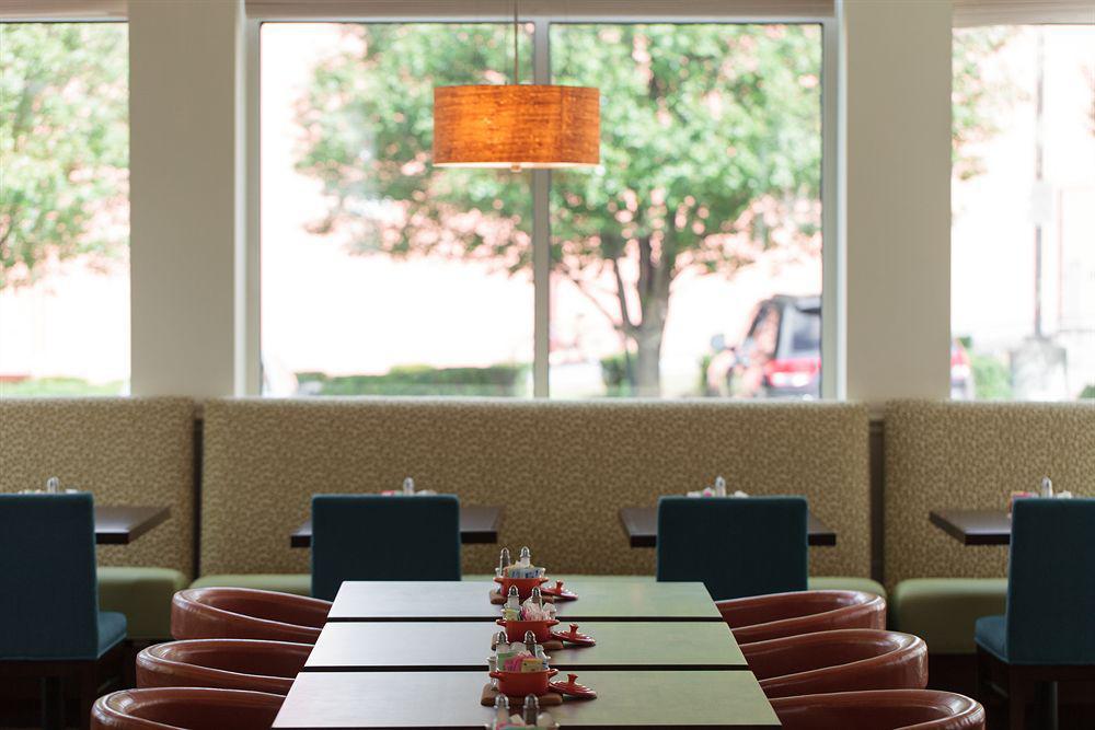 Hilton Garden Inn Norwalk Dış mekan fotoğraf