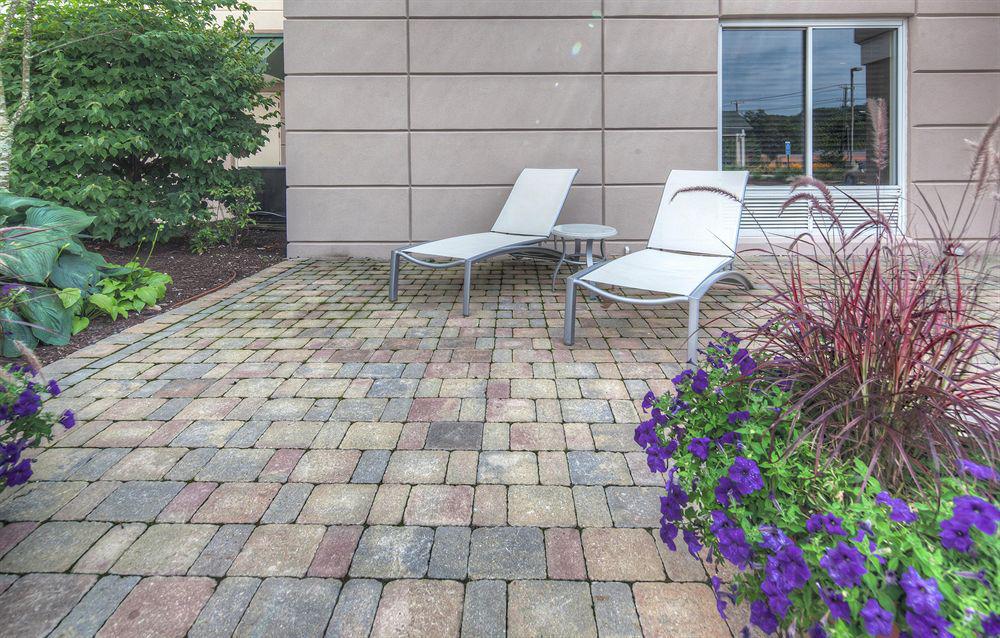 Hilton Garden Inn Norwalk Dış mekan fotoğraf
