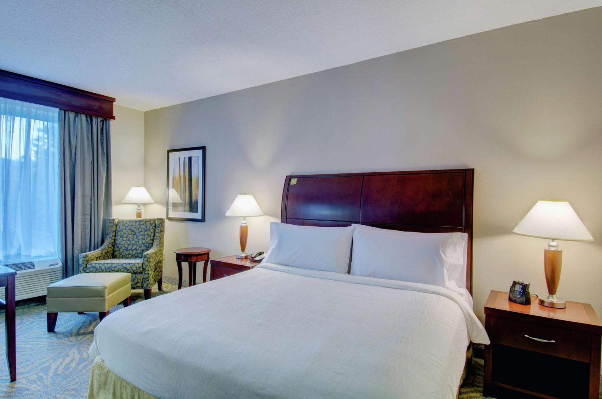Hilton Garden Inn Norwalk Dış mekan fotoğraf